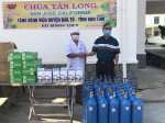 Trung tâm Y tế huyện Đăk Tô tiếp nhận thiết bị y tế hỗ trợ điều trị bệnh nhân COVID-19