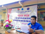 Đoàn Thanh niên Trung tâm Y tế huyện Đăk Tô tham gia: “Ngày hội Thầy thuốc trẻ làm theo lời Bác, tình nguyện vì sức khỏe cộng đồng năm 2022”.